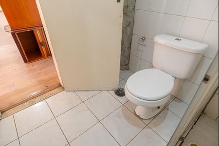 Apartamento à venda com 86m², 2 quartos e sem vaga Apartamento à venda com 86m², 2 quartos e sem vagaBanheiro