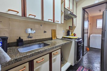 Apartamento para alugar com 113m², 2 quartos e 2 vagas Apartamento para alugar com 113m², 2 quartos e 2 vagasCozinha