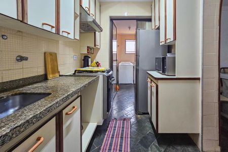 Apartamento para alugar com 113m², 2 quartos e 2 vagas Apartamento para alugar com 113m², 2 quartos e 2 vagasCozinha