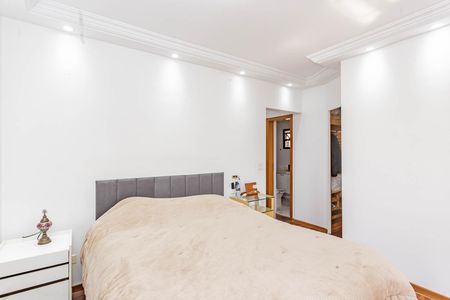 Apartamento à venda com 120m², 3 quartos e 3 vagasSuíte