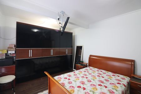 Casa à venda com 216m², 3 quartos e 2 vagasQuarto 1