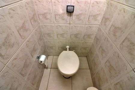 Casa à venda com 216m², 3 quartos e 2 vagasBanheiro de Serviço