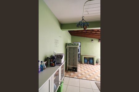 Casa à venda com 216m², 3 quartos e 2 vagasÁrea de Serviço