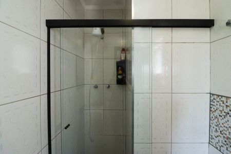 Casa à venda com 350m², 4 quartos e 2 vagas Casa à venda com 350m², 4 quartos e 2 vagasBanheiro da Suíte 1