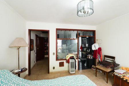 Casa à venda com 350m², 4 quartos e 2 vagas Casa à venda com 350m², 4 quartos e 2 vagasSuíte 4