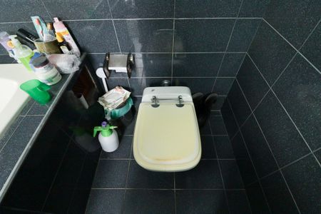 Casa à venda com 350m², 4 quartos e 2 vagas Casa à venda com 350m², 4 quartos e 2 vagasBanheiro da Suíte 4