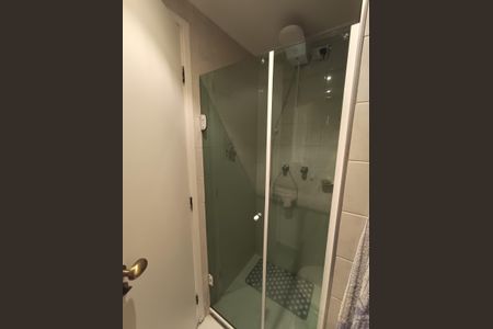 Apartamento à venda com 70m², 3 quartos e 1 vaga Apartamento à venda com 70m², 3 quartos e 1 vagaBanheiro da Suíte