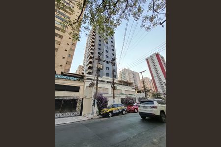 Apartamento à venda com 70m², 3 quartos e 1 vaga Apartamento à venda com 70m², 3 quartos e 1 vagaFachada