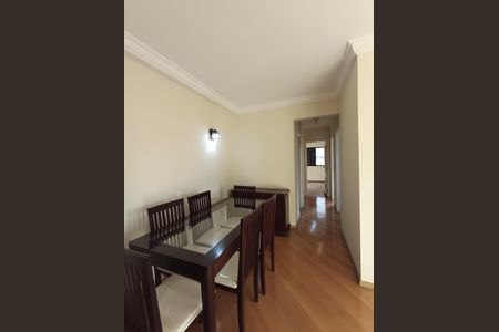 Apartamento à venda com 70m², 3 quartos e 1 vaga Apartamento à venda com 70m², 3 quartos e 1 vagaSala