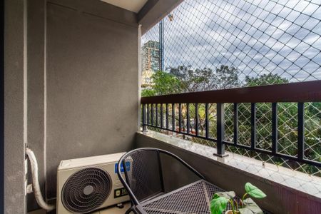 Sacada de kitnet/studio à venda com 1 quarto, 30m² em Brooklin, São Paulo