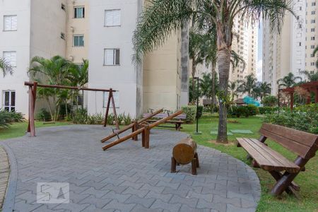 Apartamento para alugar com 60m², 2 quartos e 1 vaga Apartamento para alugar com 60m², 2 quartos e 1 vagaÁrea comum - Playground