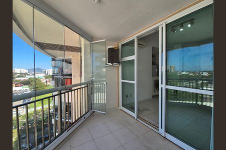 Apartamento para alugar com 70m², 2 quartos e 1 vaga Apartamento para alugar com 70m², 2 quartos e 1 vagaVaranda