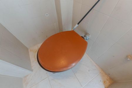 Apartamento à venda com 105m², 2 quartos e sem vaga Apartamento à venda com 105m², 2 quartos e sem vagaBanheiro de serviço