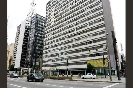 Apartamento à venda com 105m², 2 quartos e sem vaga Apartamento à venda com 105m², 2 quartos e sem vagaFachada