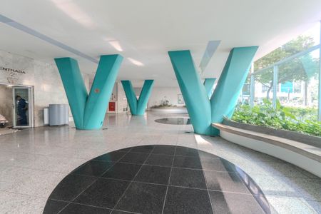 Apartamento à venda com 105m², 2 quartos e sem vaga Apartamento à venda com 105m², 2 quartos e sem vagaHall de entrada