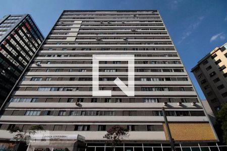 Apartamento à venda com 105m², 2 quartos e sem vaga Apartamento à venda com 105m², 2 quartos e sem vagaFachada