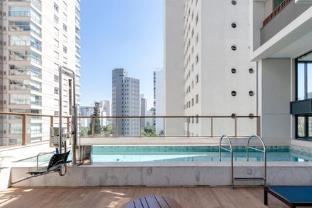 Apartamento à venda com 26m², 1 quarto e sem vaga Apartamento à venda com 26m², 1 quarto e sem vagaPiscina