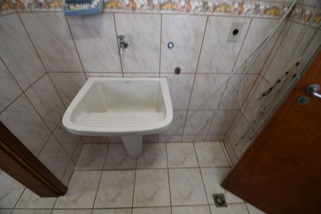 Apartamento à venda com 95m², 3 quartos e 1 vagaÁrea de Serviço