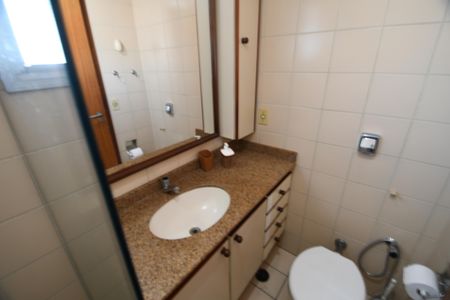 Apartamento à venda com 95m², 3 quartos e 1 vagaBanheiro 1