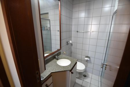 Apartamento à venda com 95m², 3 quartos e 1 vagaBanheiro 2