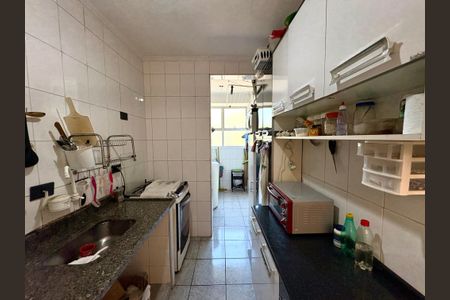 Apartamento à venda com 56m², 2 quartos e 1 vaga Apartamento à venda com 56m², 2 quartos e 1 vagaCozinha