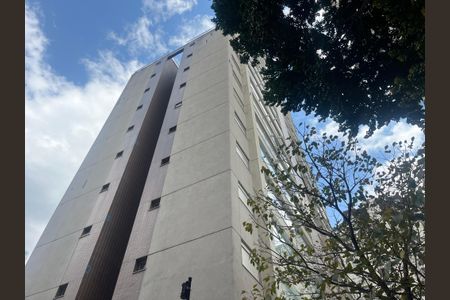 Apartamento à venda com 35m², 1 quarto e 1 vaga Apartamento à venda com 35m², 1 quarto e 1 vagaFachada do Prédio