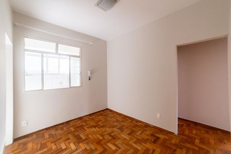 Apartamento à venda com 75m², 3 quartos e 1 vaga Apartamento à venda com 75m², 3 quartos e 1 vagaCopa