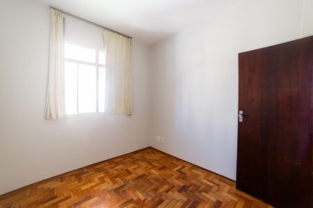 Apartamento à venda com 75m², 3 quartos e 1 vaga Apartamento à venda com 75m², 3 quartos e 1 vagaQuarto 3
