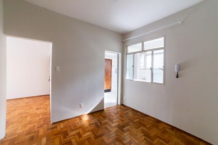 Apartamento à venda com 75m², 3 quartos e 1 vaga Apartamento à venda com 75m², 3 quartos e 1 vagaCopa