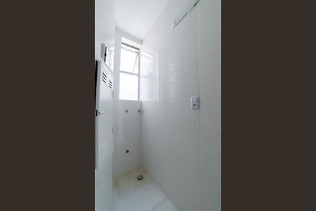 Apartamento à venda com 65m², 2 quartos e 1 vagaÁrea de Serviço