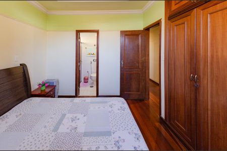 Apartamento à venda com 97m², 3 quartos e 1 vagaSuíte