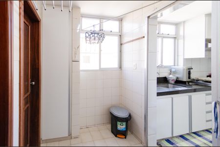 Apartamento à venda com 97m², 3 quartos e 1 vagaÁrea de serviço