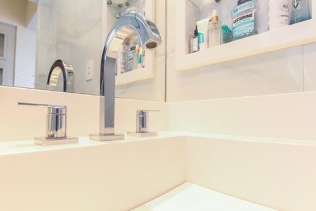 Apartamento à venda com 123m², 3 quartos e 2 vagas Apartamento à venda com 123m², 3 quartos e 2 vagasBanheiro da Suíte 2