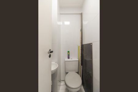 Apartamento à venda com 123m², 3 quartos e 2 vagas Apartamento à venda com 123m², 3 quartos e 2 vagasBanheiro de Serviço