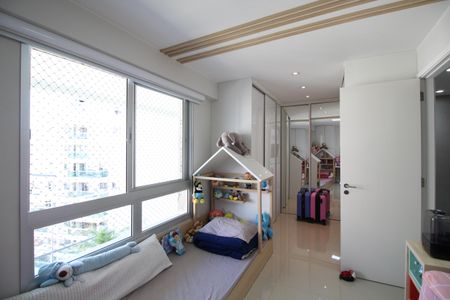 Apartamento à venda com 225m², 4 quartos e 2 vagasQuarto 1