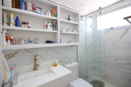 Apartamento à venda com 225m², 4 quartos e 2 vagasBanheiro da Suíte 2