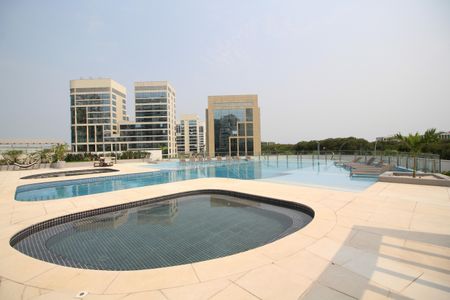 Apartamento à venda com 225m², 4 quartos e 2 vagasÁrea Comum - Piscina