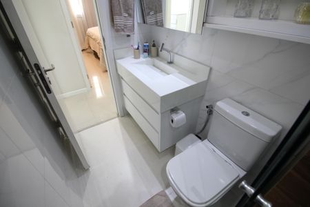 Apartamento à venda com 225m², 4 quartos e 2 vagasBanheiro Social