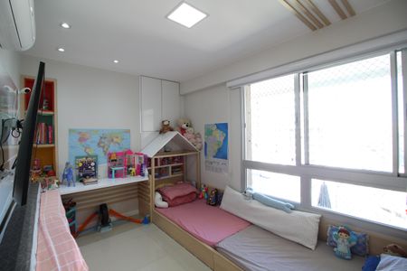 Apartamento à venda com 225m², 4 quartos e 2 vagasQuarto 1