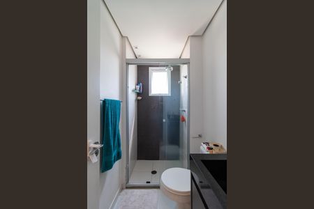 Apartamento à venda com 69m², 2 quartos e 1 vaga Apartamento à venda com 69m², 2 quartos e 1 vagaBanheiro da Suíte