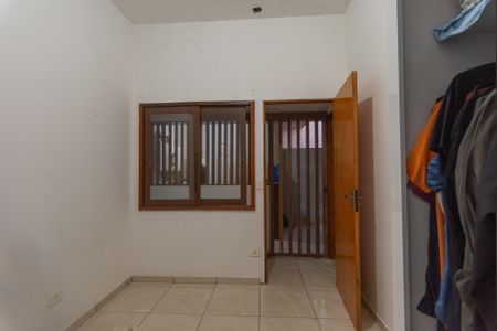 Casa à venda com 250m², 4 quartos e 3 vagas Casa à venda com 250m², 4 quartos e 3 vagasCasa 2- Quarto 2