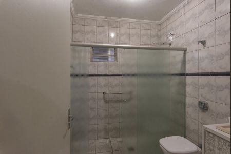 Casa à venda com 250m², 4 quartos e 3 vagas Casa à venda com 250m², 4 quartos e 3 vagasBanheiro