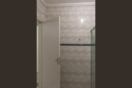 Casa à venda com 250m², 4 quartos e 3 vagas Casa à venda com 250m², 4 quartos e 3 vagasBanheiro