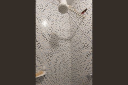 Casa à venda com 250m², 4 quartos e 3 vagas Casa à venda com 250m², 4 quartos e 3 vagasCasa 2- Banheiro