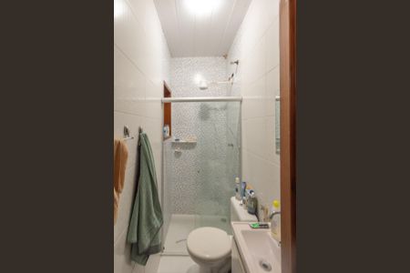 Casa à venda com 250m², 4 quartos e 3 vagas Casa à venda com 250m², 4 quartos e 3 vagasCasa 2- Banheiro