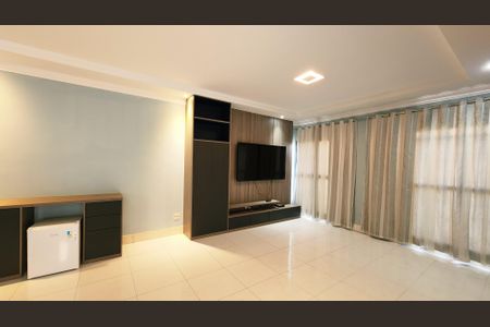 Sala de casa de condomínio para alugar com 3 quartos, 254m² em Parque Residencial Eloy Chaves, Jundiaí