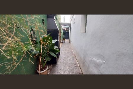 Casa à venda com 129m², 3 quartos e 2 vagas Casa à venda com 129m², 3 quartos e 2 vagasCorredor