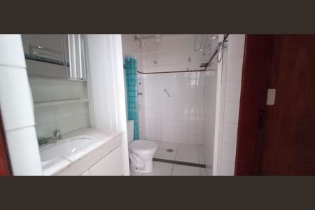 Casa à venda com 129m², 3 quartos e 2 vagas Casa à venda com 129m², 3 quartos e 2 vagasBanheiro