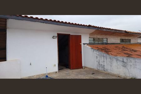 Casa à venda com 129m², 3 quartos e 2 vagas Casa à venda com 129m², 3 quartos e 2 vagasTerraço