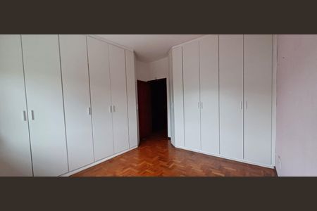 Casa à venda com 129m², 3 quartos e 2 vagas Casa à venda com 129m², 3 quartos e 2 vagasQuarto